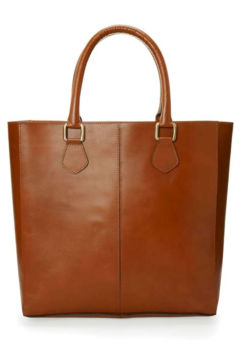 Transform Your Style with the Timeless Tan Tote Bag: A Must-Have Accessory for Every Wardrobe